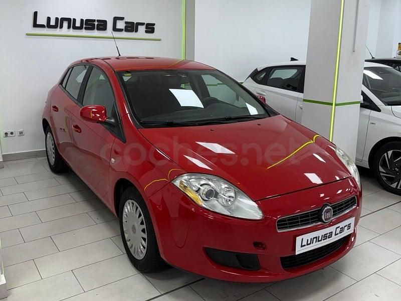 Usado Fiat Bravo Dynamic 90 CV (66 kW) 2010 Rojo Utilitario