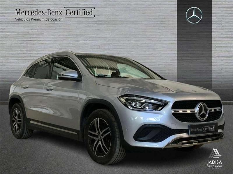 Usado Mercedes GLA180 136 CV (100 kW) 2022 SUV