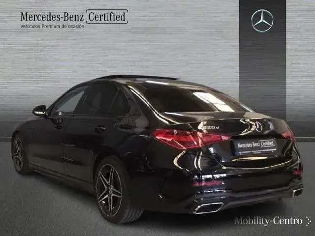 Usado Mercedes C220 200 CV (147 kW) 2025 Negro obsidiana