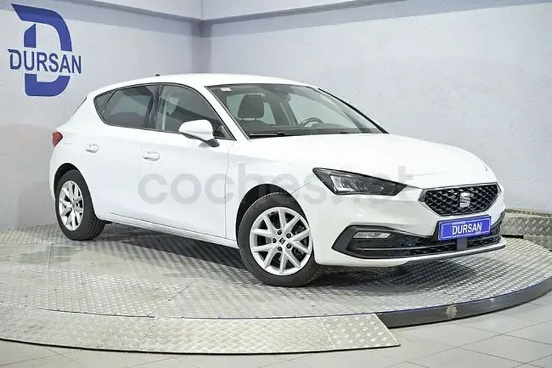 Usado Seat Leon Style 115 CV (84 kW) 2021 Blanco Berlina
