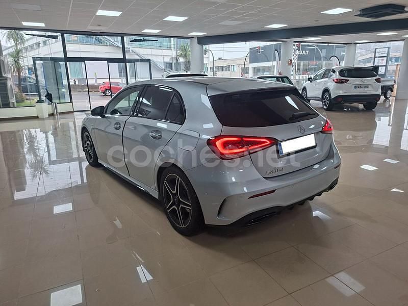 Usado Mercedes A200 150 CV (110 kW) 2022 Gris / plata Berlina
