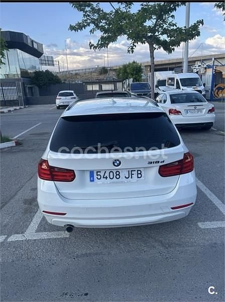 Usado BMW 318 143 CV (105 kW) 2016 Blanco Familiar