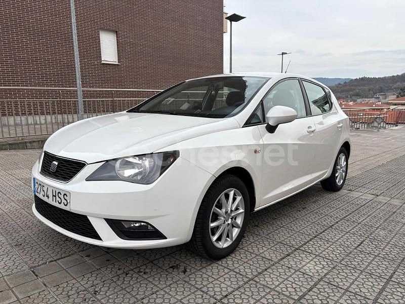 Blanco Usado 2011 Seat Ibiza Copa Berlina | 7990 € (Un poco caro) - Imagen 1/4