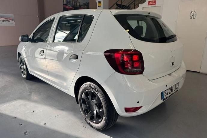 Usado Dacia Sandero Essentiel 101 CV (74 kW) 2020 Utilitario
