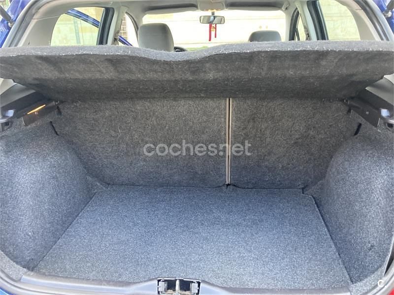 Usado Peugeot 307 110 CV (80 kW) 2001 Azul Utilitario