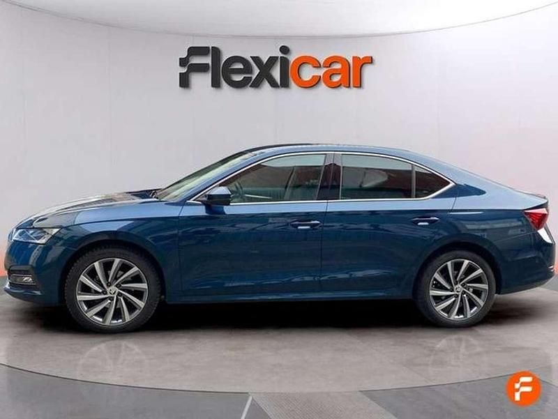 Usado Skoda Octavia Ambition 150 CV (110 kW) 2020 Azul Utilitario