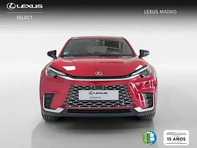 Usado Lexus LBX 136 CV (100 kW) 2025 Rojo SUV