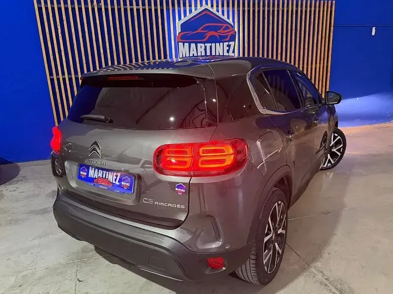 Usado Citroën C5 Aircross Shine 131 CV (96 kW) 2020 Gris / plata SUV