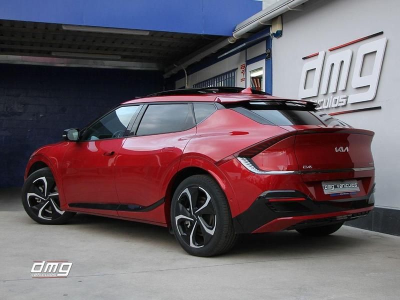 Usado Kia EV6 Air 168 kW (229 HP) 2021 Vermelho SUV