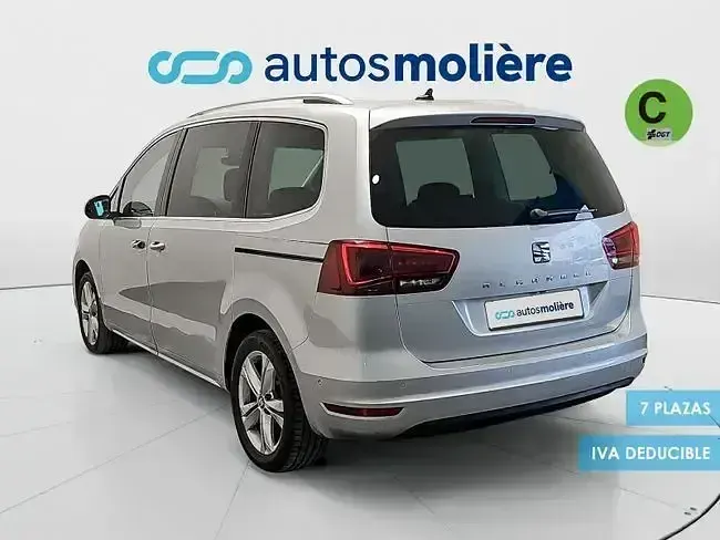 Usado Seat Alhambra XCELLENCE 150 CV (110 kW) 2022 Gris Monovolumen
