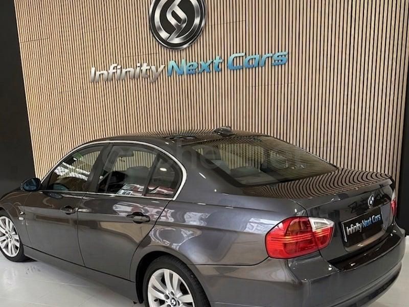 Usado BMW 325 218 CV (160 kW) 2005 Gris / plata Berlina