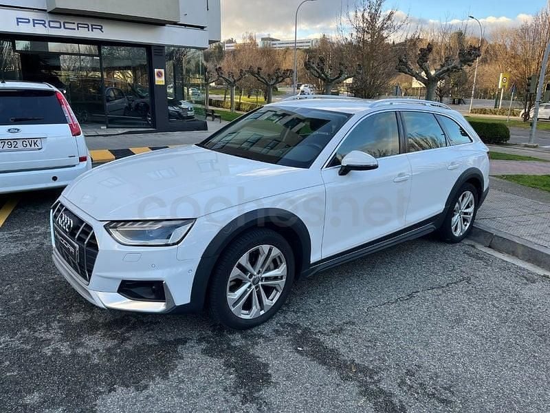 Usado Audi A4 Allroad 245 CV (180 kW) 2020 Blanco Familiar