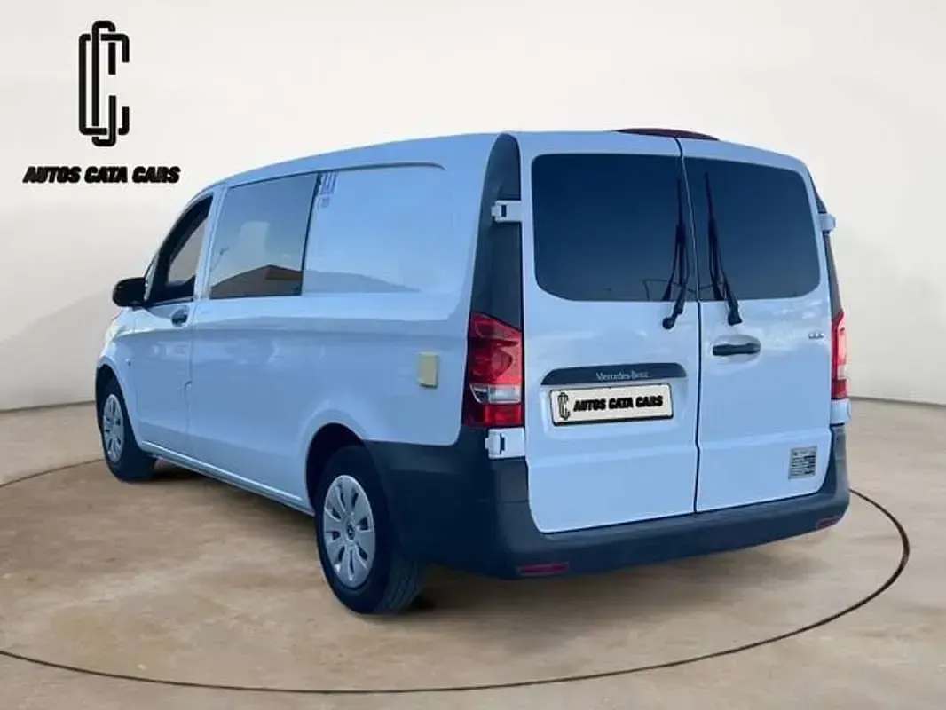 Usado Mercedes Vito 114 CV (83 kW) 2017 Blanco Van