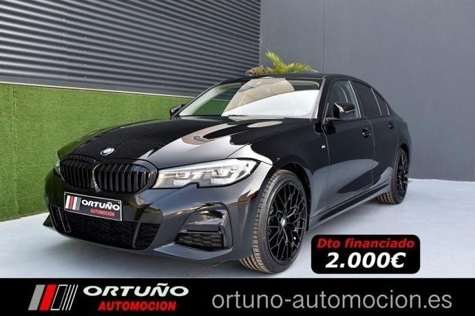 Usado 2022 BMW 318 Comfort Edition Berlina | 26.890 € (Precio justo) - Imagen 1/4