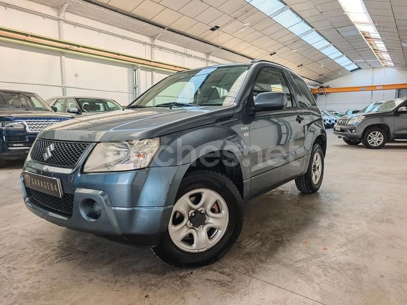 Usado Suzuki Grand Vitara 129 CV (94 kW) 2007 Gris / plata SUV
