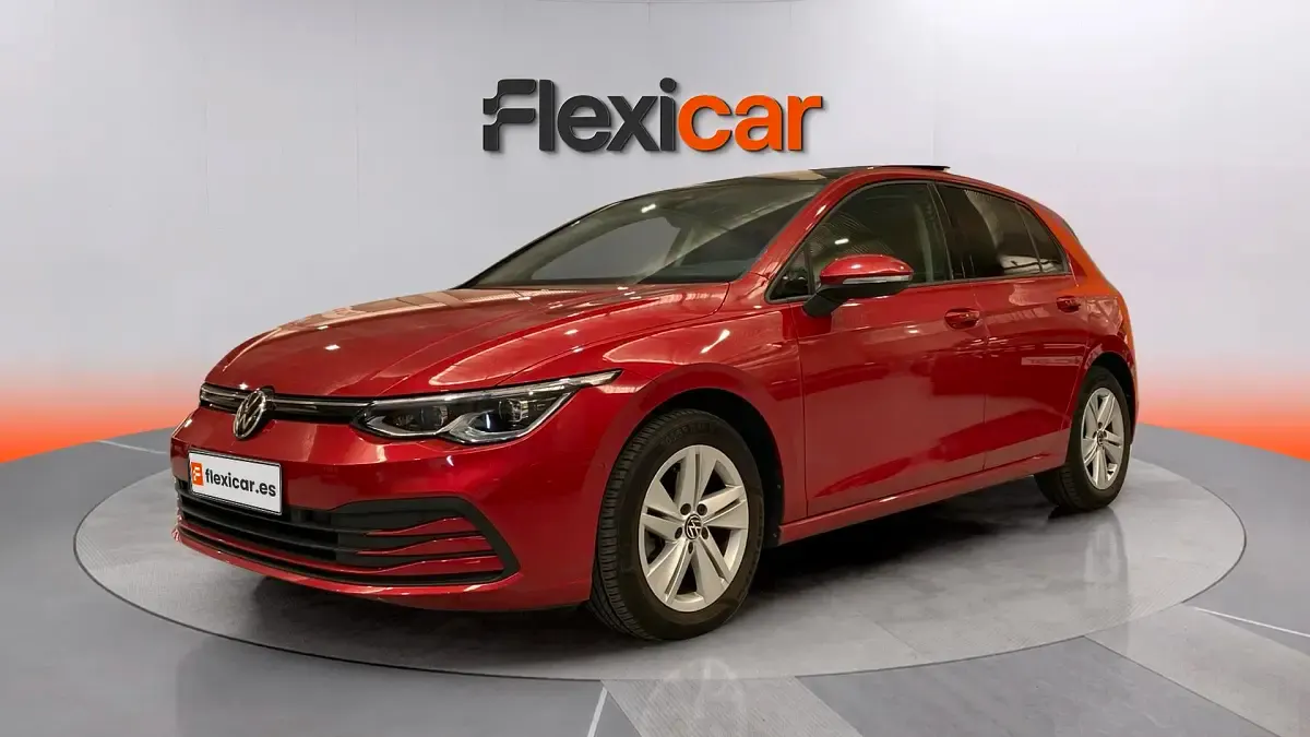 Usado VW Golf VII Life 150 CV (110 kW) 2021 Rojo Utilitario