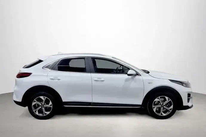 Usado Kia XCeed 136 CV (100 kW) 2021 Blanco SUV