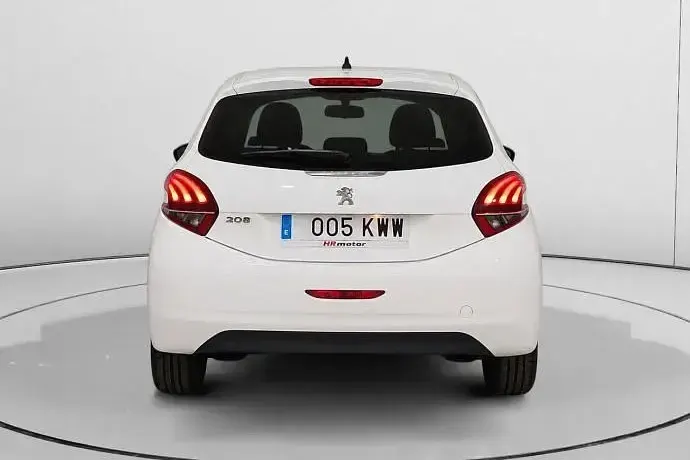 Usado Peugeot 208 Active 82 CV (60 kW) 2019 Utilitario