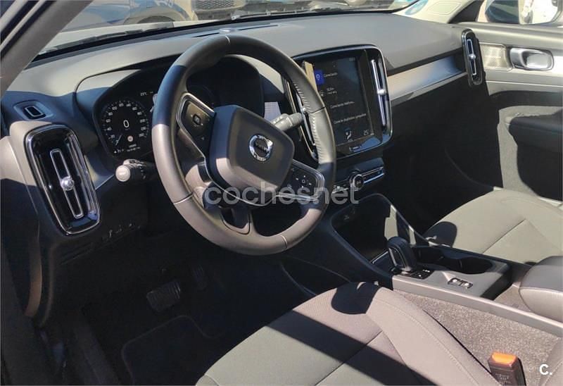 Gris / plata Usado 2020 Volvo XC40 Inscription SUV | 25.000 € - Imagen 1/3