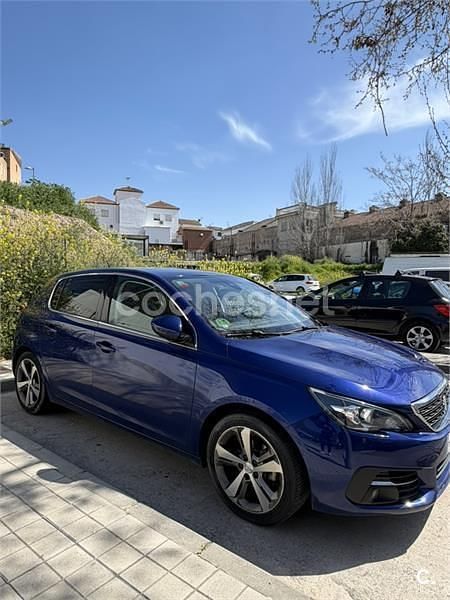 Usado Peugeot 308 Allure 130 CV (95 kW) 2019 Azul Berlina