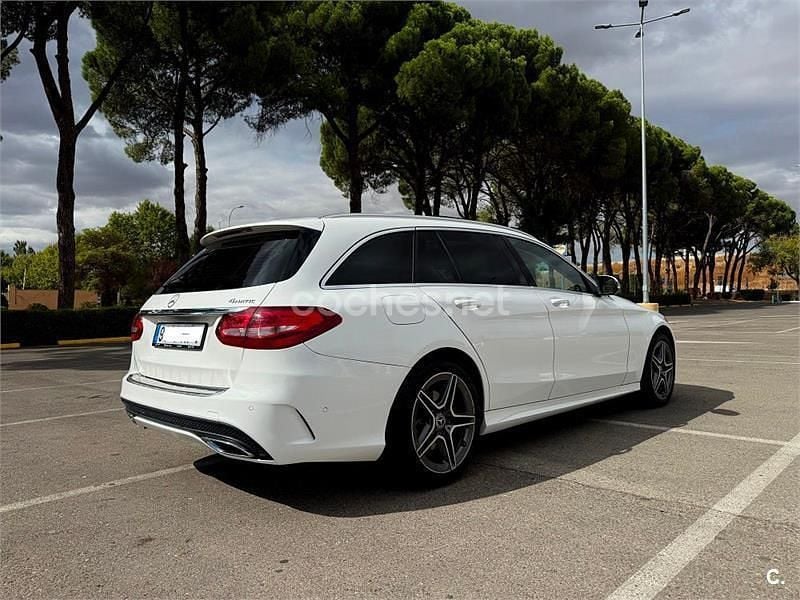 Blanco Usado 2016 Mercedes C250 AMG line Familiar | 21.500 € (Precio justo) - Imagen 1/4