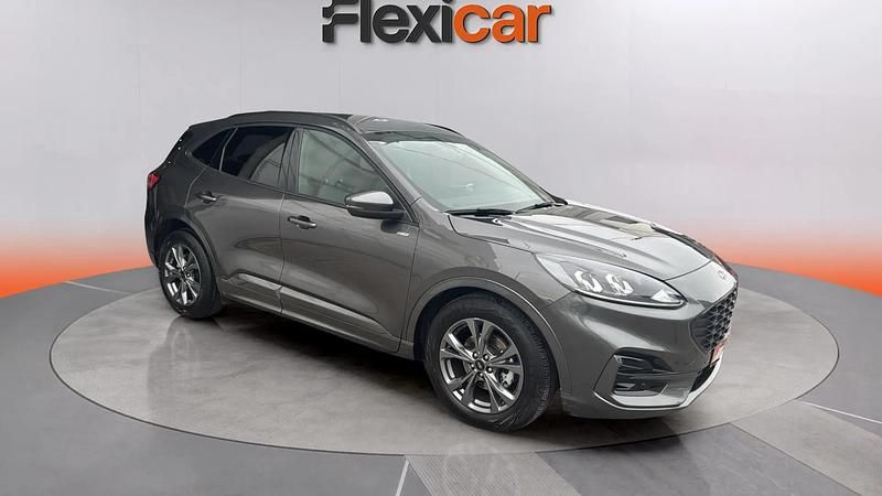 Usado Ford Kuga ST-Line 120 CV (88 kW) 2024 Gris SUV