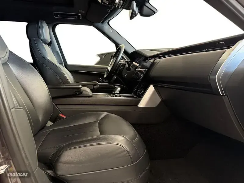 Usado Land Rover Range Rover HSE 350 CV (257 kW) 2023 Gris SUV