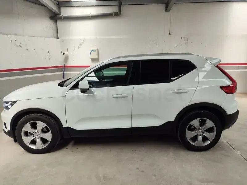 Usado Volvo XC40 150 CV (110 kW) 2019 Blanco SUV