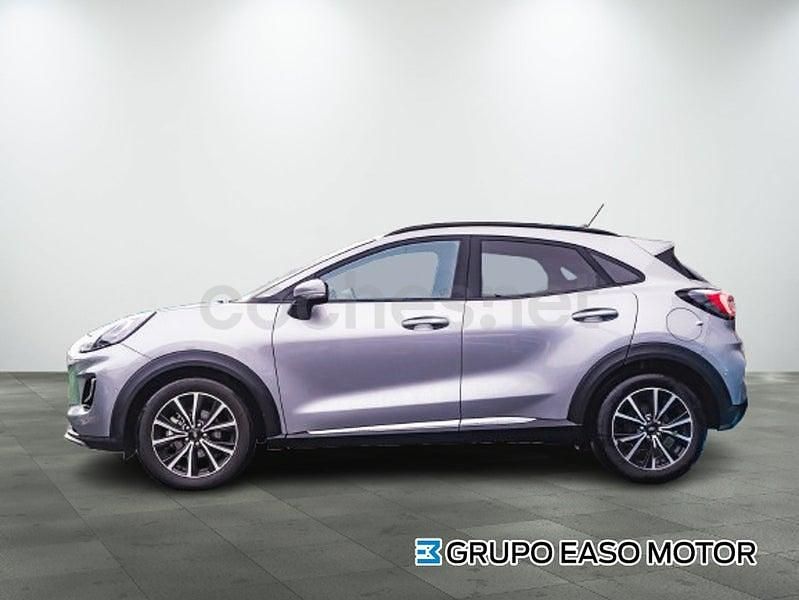 Usado Ford Puma Titanium 125 CV (91 kW) 2022 Gris / plata SUV