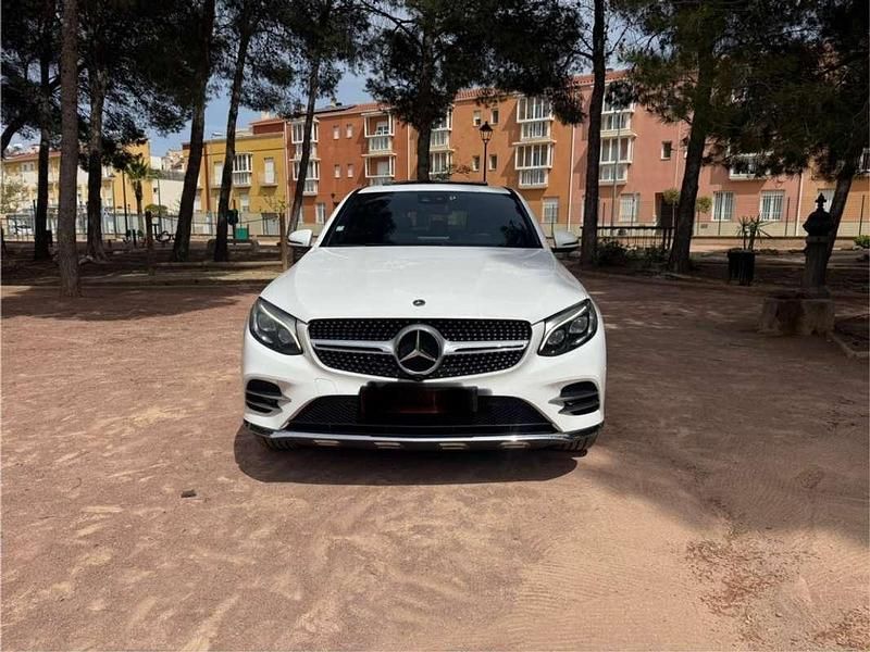 Usado Mercedes GLC250 204 CV (150 kW) 2018 Blanco Coupe