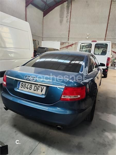 Usado Audi A6 255 CV (187 kW) 2005 Azul Berlina