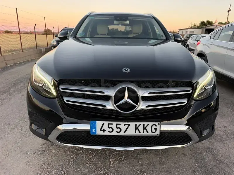 Usado Mercedes GLE500 442 CV (325 kW) 2018 Negro SUV