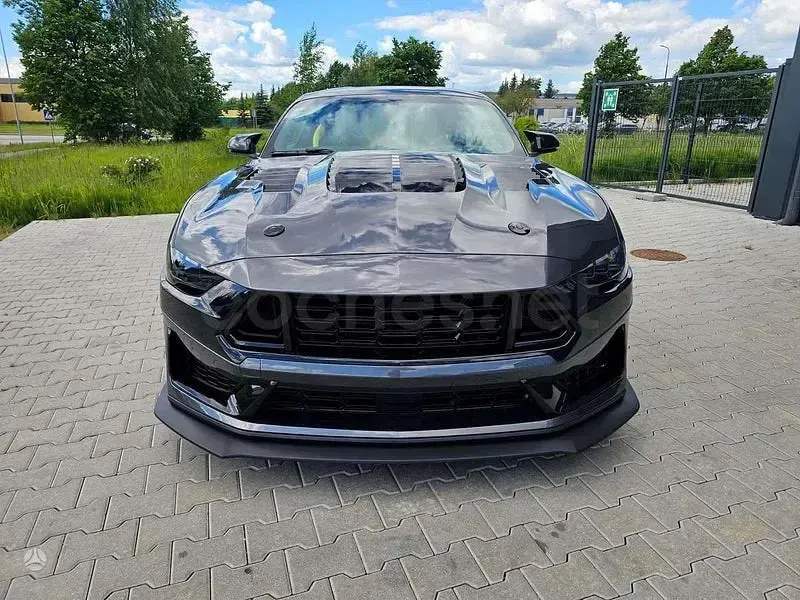 Usado Ford Mustang Fastback 291 CV (214 kW) 2020 Gris / plata Coupe