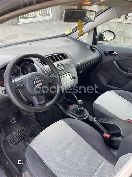 Negro Usado 2007 Seat Altea Monovolumen | 3400 € (Precio justo) - Imagen 1/1