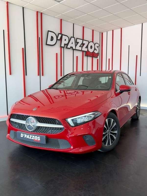 Usado Mercedes A180 116 CV (85 kW) 2019 Rojo Utilitario