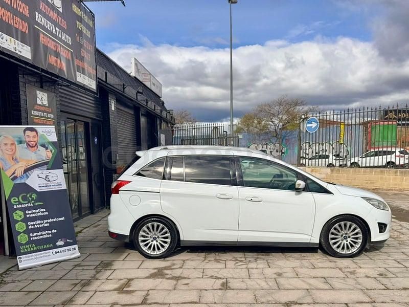 Usado Ford Grand C-Max Titanium 115 CV (84 kW) 2012 Blanco Monovolumen