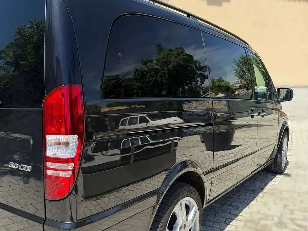 Usado Mercedes Viano 224 CV (164 kW) 2010 Negro Monovolumen