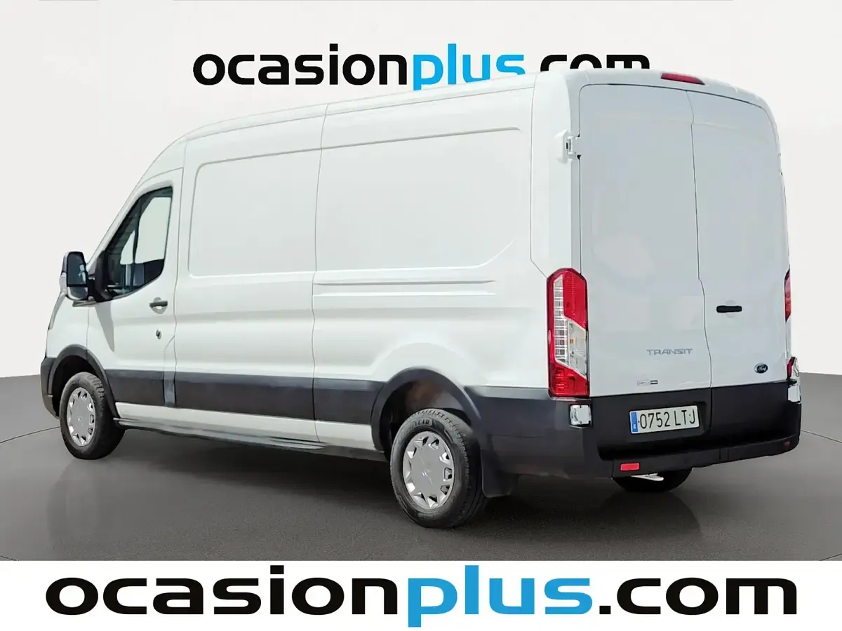Usado Ford Transit Trend 130 CV (95 kW) 2021 Blanco Berlina