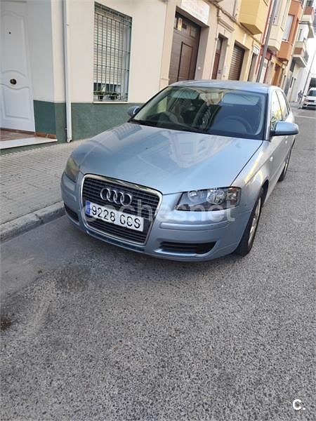 Azul Usado 2005 Audi A3 Sportback Attraction Berlina | 3500 € (Buen precio) - Imagen 1/4