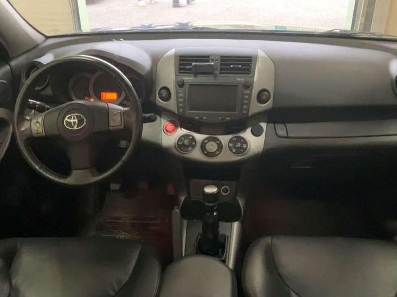 Usado Toyota RAV4 Sol 136 CV (100 kW) 2006 Gris SUV