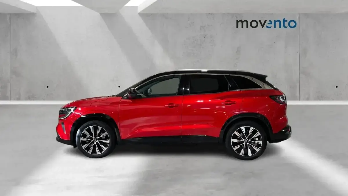 Begagnad Renault Austral Techno 200 HK (147 kW) 2025 Röd SUV