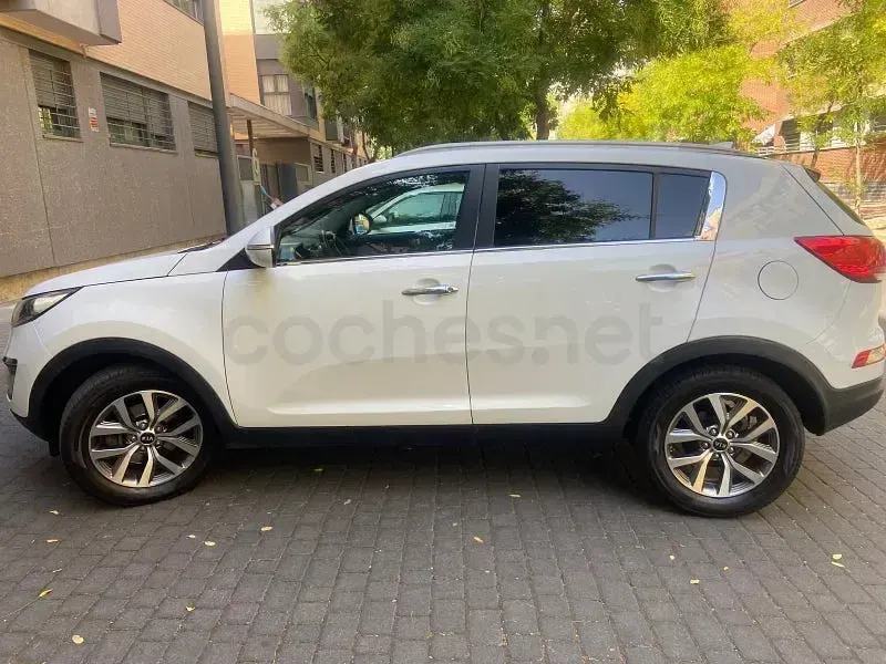 Usado Kia Sportage 115 CV (84 kW) 2016 Blanco SUV