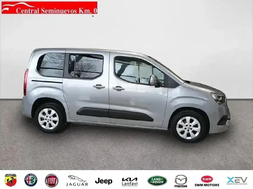 Usado Opel Combo Elegance 102 CV (75 kW) 2021 Gris Monovolumen