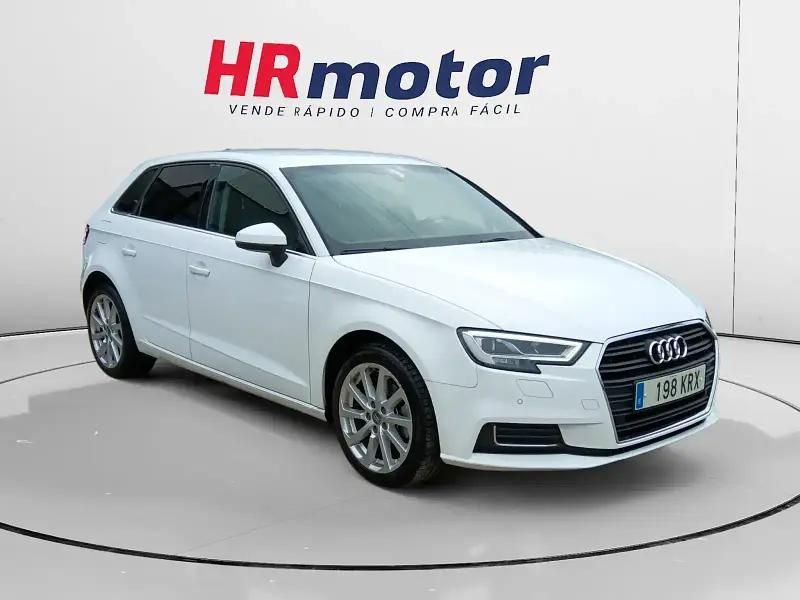 Negro Usado 2018 Audi A3 Design Utilitario | 15.790 € (Precio justo) - Imagen 1/4