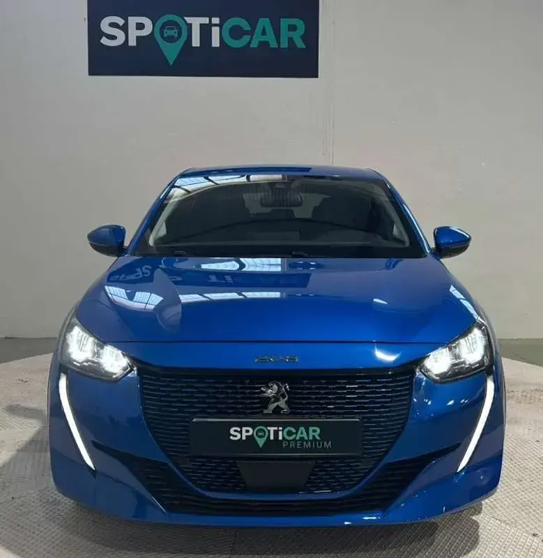Usado Peugeot e-208 Allure 100 kW (136 CV) 2021 Azul Utilitario