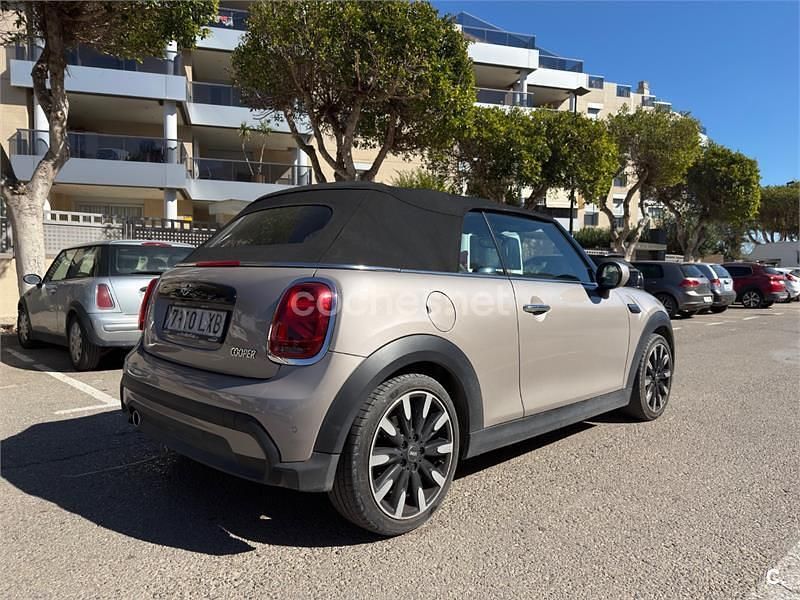 Usado Mini Cooper Cabriolet 136 CV (100 kW) 2022 Gris / plata Descapotable