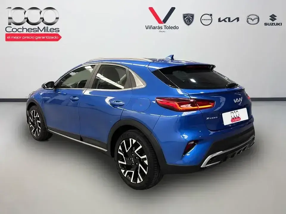 Usado Kia XCeed 100 CV (73 kW) 2024 Azul SUV