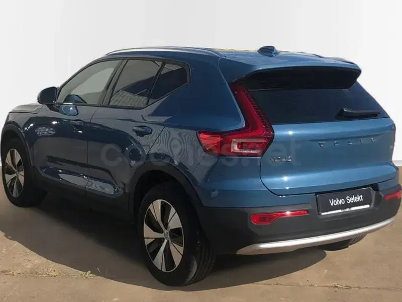 Usado Volvo XC40 Core 163 CV (119 kW) 2023 Azul SUV