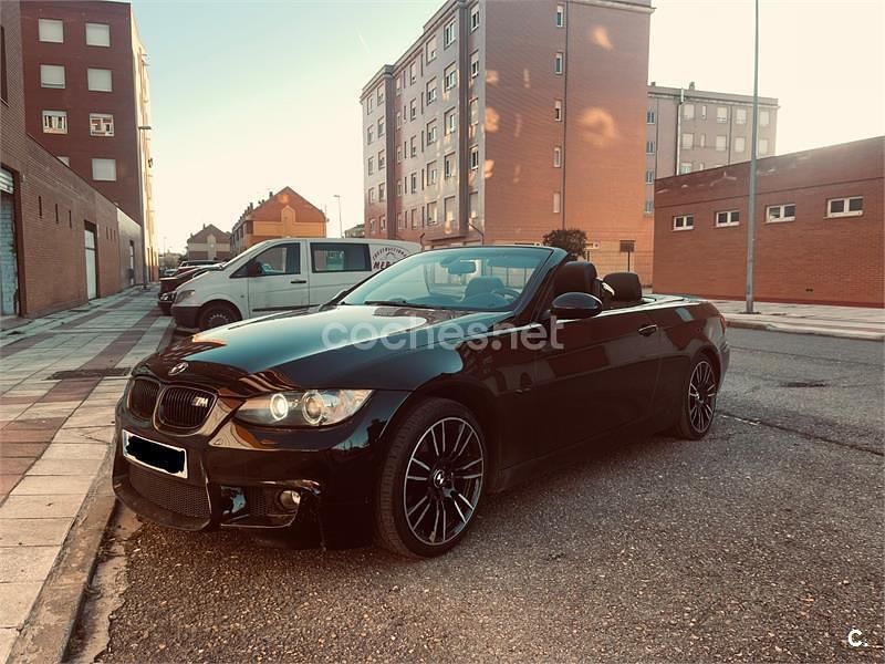 Usado BMW 320 Cabriolet 170 CV (125 kW) 2008 Negro Descapotable
