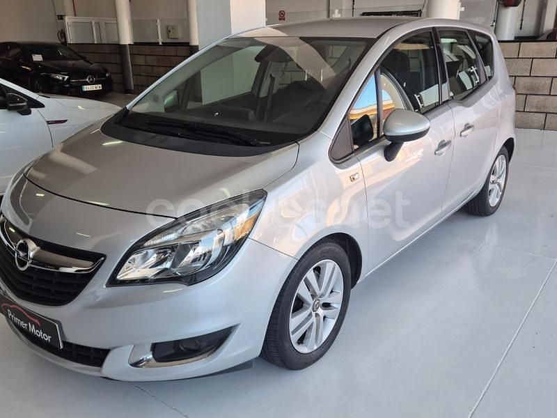 Usado Opel Meriva Excellence 110 CV (80 kW) 2014 Gris / plata Monovolumen